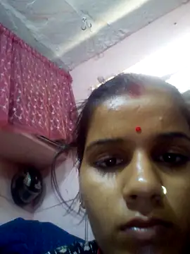 Raveena0990 online show from May 16, 2026, 3:25 am