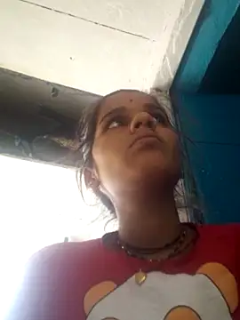 Raveena0990 online show from May 23, 2026, 3:56 am
