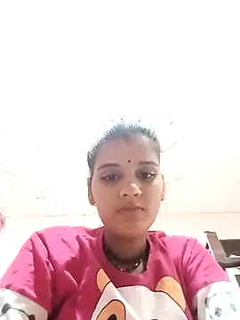 Raveena0990 online show from May 26, 2026, 9:49 am