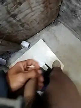 Baby272818 online show from April 12, 2026, 2:22 pm