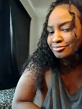 Snapshot of brilove22 chatting on April 22, 2026, 6:42 pm brilove22 online show from April 22, 2026, 6:42 pm