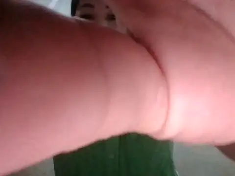 Snapshot of lusa_baby chatting on April 26, 2026, 12:36 pm lusa baby online show from April 26, 2026, 12:36 pm