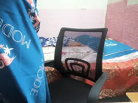 Snapshot of lusa_baby chatting on May 28, 2026, 2:47 pm lusa baby online show from May 28, 2026, 2:47 pm