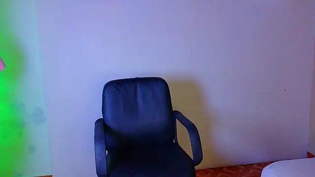 Snapshot of AriaBennett__ chatting on July 23, 2026, 2:53 am AriaBennett online show from July 23, 2026, 2:53 am