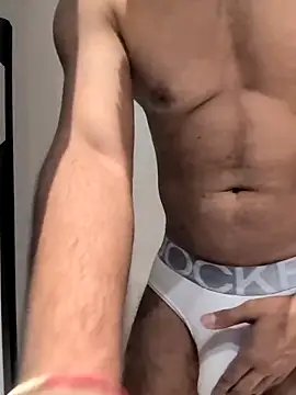 Snapshot of handsome-hunky chatting on May 4, 2026, 6:15 pm handsome-hunky online show from May 4, 2026, 6:15 pm