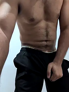 Snapshot of handsome-hunky chatting on June 17, 2026, 1:34 pm handsome-hunky online show from June 17, 2026, 1:34 pm