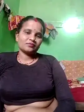 Snapshot of Shivani09900 chatting on May 28, 2026, 7:49 am Shivani09900 online show from May 28, 2026, 7:49 am