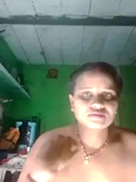 Shivani09900 online show from July 4, 2026, 8:04 pm