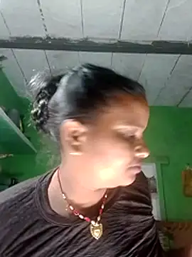 Shivani09900 online show from July 14, 2026, 7:41 pm
