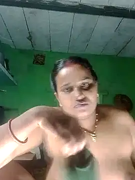 Shivani09900 online show from July 23, 2026, 7:23 pm