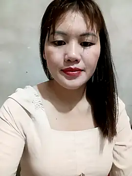 Snapshot of meg_06 chatting on April 8, 2026, 12:32 am meg 06 online show from April 8, 2026, 12:32 am
