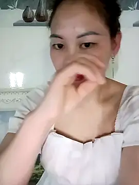 Snapshot of meg_06 chatting on April 17, 2026, 12:46 am meg 06 online show from April 17, 2026, 12:46 am