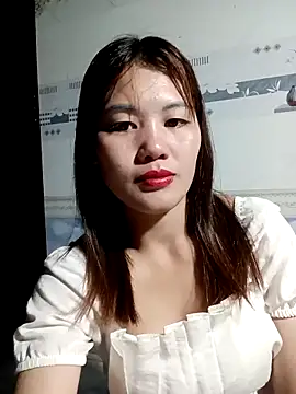 Snapshot of meg_06 chatting on May 5, 2026, 1:52 pm meg 06 online show from May 5, 2026, 1:52 pm