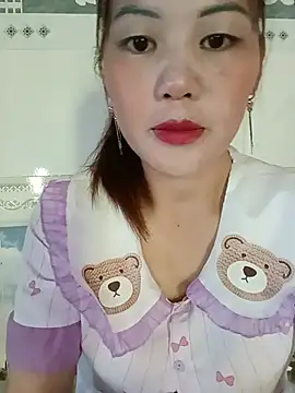 Snapshot of meg_06 chatting on May 27, 2026, 2:19 am meg 06 online show from May 27, 2026, 2:19 am