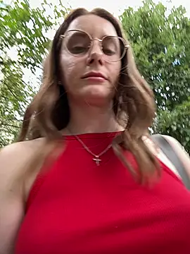 FReyja 44 online show from July 24, 2026, 10:35 am