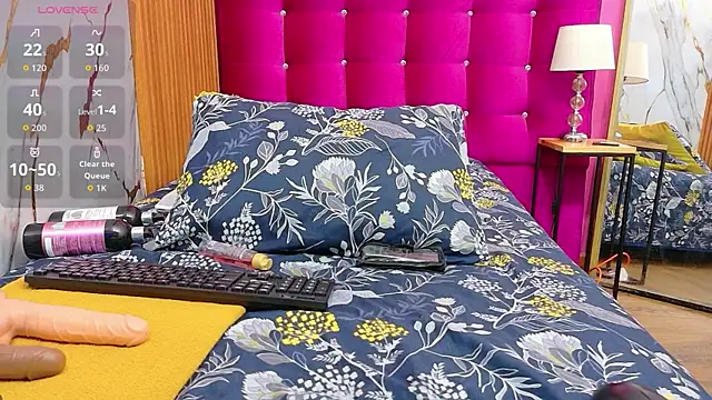 skinnyindiansluttt online show from July 20, 2026, 12:51 pm