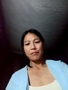 Snapshot of -Numin- chatting on April 2, 2026, 7:00 pm -Numin- online show from April 2, 2026, 7:00 pm