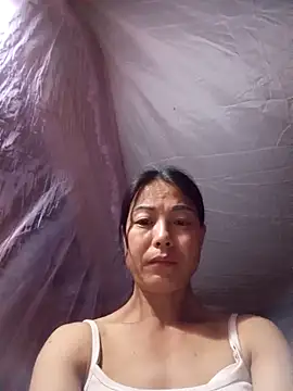 Snapshot of -Numin- chatting on May 11, 2026, 4:48 pm -Numin- online show from May 11, 2026, 4:48 pm