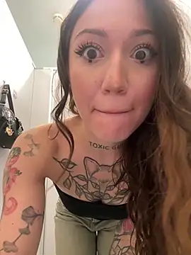 SaintSquirt online show from May 20, 2026, 9:37 am