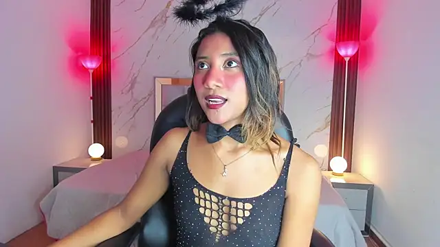 Snapshot of EsperanzaMora chatting on April 28, 2026, 3:06 pm EsperanzaMora online show from April 28, 2026, 3:06 pm