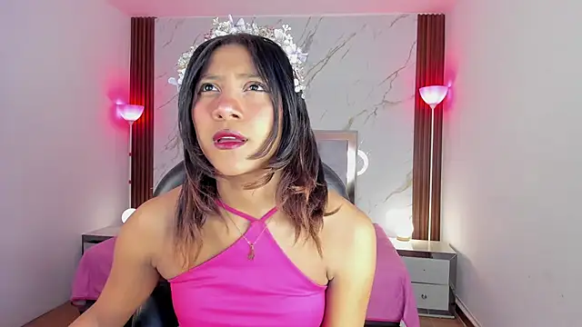 Snapshot of EsperanzaMora chatting on May 22, 2026, 12:11 pm EsperanzaMora online show from May 22, 2026, 12:11 pm