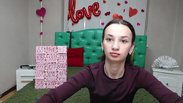 Je55icaBreeze online show from July 23, 2026, 5:05 am