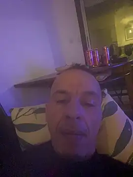 Snapshot of demongentil chatting on June 12, 2026, 12:42 am demongentil online show from June 12, 2026, 12:42 am