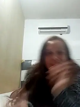 Snapshot of alexandra-queen chatting on April 4, 2026, 9:12 pm alexandra-queen online show from April 4, 2026, 9:12 pm