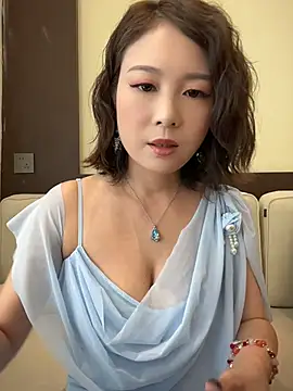 Lola666999 online show from June 14, 2026, 6:59 am