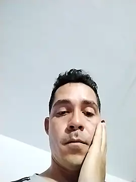 Snapshot of Gabriel_leon33 chatting on March 29, 2026, 11:05 pm Gabriel leon33 online show from March 29, 2026, 11:05 pm