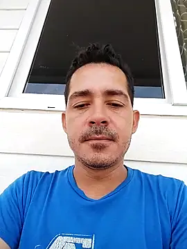 Snapshot of Gabriel_leon33 chatting on April 4, 2026, 6:27 pm Gabriel leon33 online show from April 4, 2026, 6:27 pm