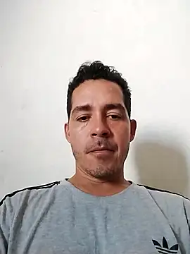 Snapshot of Gabriel_leon33 chatting on April 13, 2026, 8:03 pm Gabriel leon33 online show from April 13, 2026, 8:03 pm