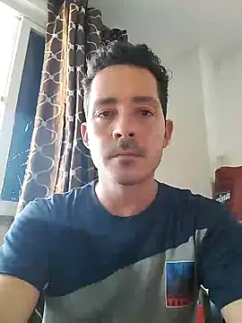 Snapshot of Gabriel_leon33 chatting on April 22, 2026, 7:48 pm Gabriel leon33 online show from April 22, 2026, 7:48 pm