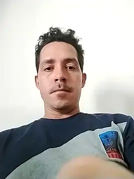 Snapshot of Gabriel_leon33 chatting on May 6, 2026, 9:31 pm Gabriel leon33 online show from May 6, 2026, 9:31 pm