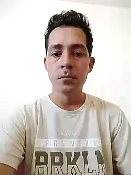 Snapshot of Gabriel_leon33 chatting on May 9, 2026, 6:57 pm Gabriel leon33 online show from May 9, 2026, 6:57 pm