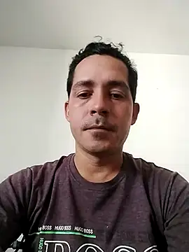 Snapshot of Gabriel_leon33 chatting on May 17, 2026, 8:38 pm Gabriel leon33 online show from May 17, 2026, 8:38 pm