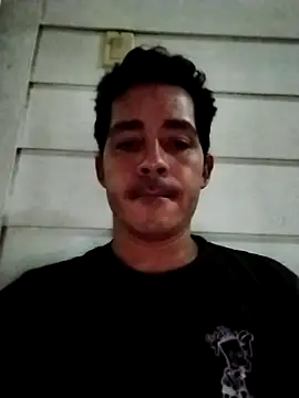 Snapshot of Gabriel_leon33 chatting on May 22, 2026, 5:25 am Gabriel leon33 online show from May 22, 2026, 5:25 am