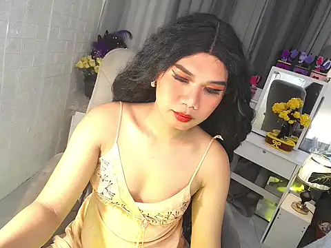 Yourgorgeousmarge online show from May 25, 2026, 1:33 am