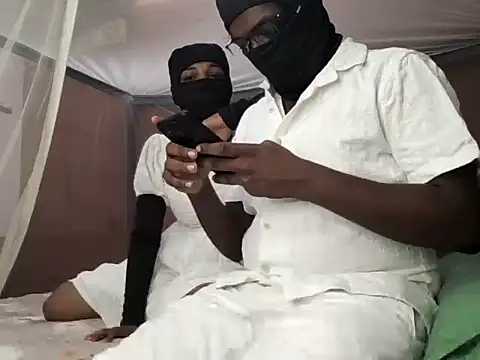 Snapshot of Ragasiyacouples chatting on April 6, 2026, 3:13 pm Ragasiyacouples online show from April 6, 2026, 3:13 pm