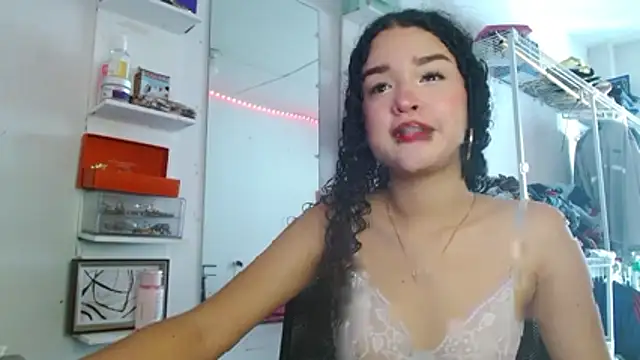 angel lust1 online show from May 28, 2026, 7:22 pm