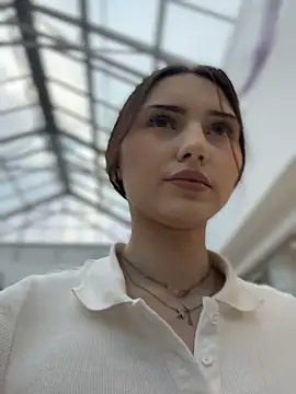 AnitaFly online show from June 25, 2026, 8:52 am