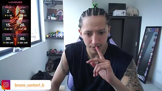 Bruno santos1 online show from May 18, 2026, 2:12 pm