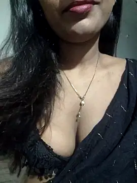 khushi ji00 online show from May 20, 2026, 7:09 pm
