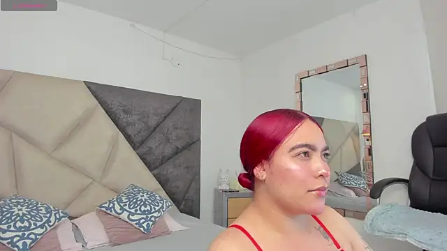 Snapshot of AfroditaVega_ chatting on June 10, 2026, 8:30 pm AfroditaVega online show from June 10, 2026, 8:30 pm