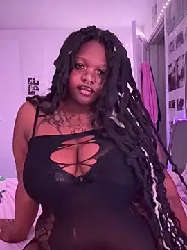 Snapshot of Nyla_xox chatting on May 7, 2026, 9:09 pm Nyla xox online show from May 7, 2026, 9:09 pm