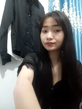 Xiangchuu online show from March 25, 2026, 1:11 am