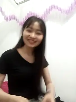 Xiangchuu online show from March 25, 2026, 1:39 pm