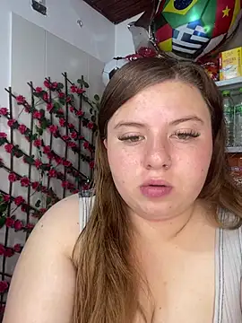 kitty  pinnk online show from July 2, 2026, 7:31 pm