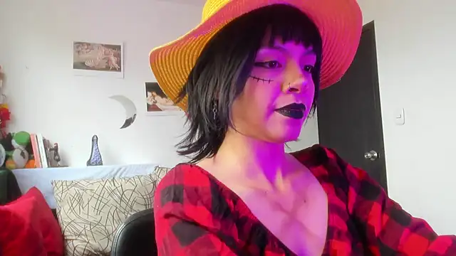 Snapshot of Nyxara- chatting on July 19, 2026, 5:16 pm Nyxara- online show from July 19, 2026, 5:16 pm