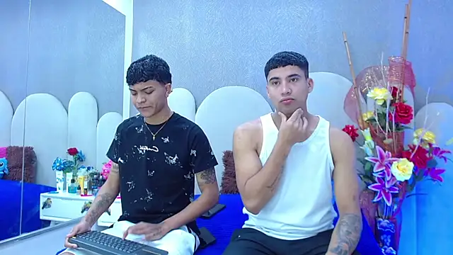 party duo playboy online show from May 20, 2026, 3:34 am